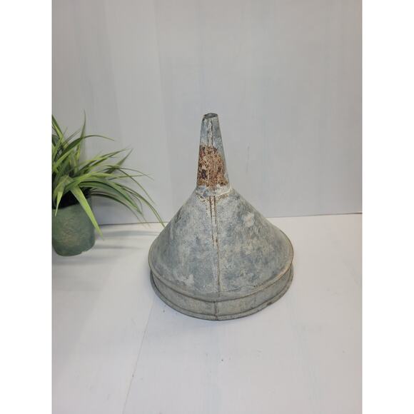 Vintage Funnel Tractor, Large Offset Galvanized, Farmhouse Primitive Industrial - Picture 2 of 5